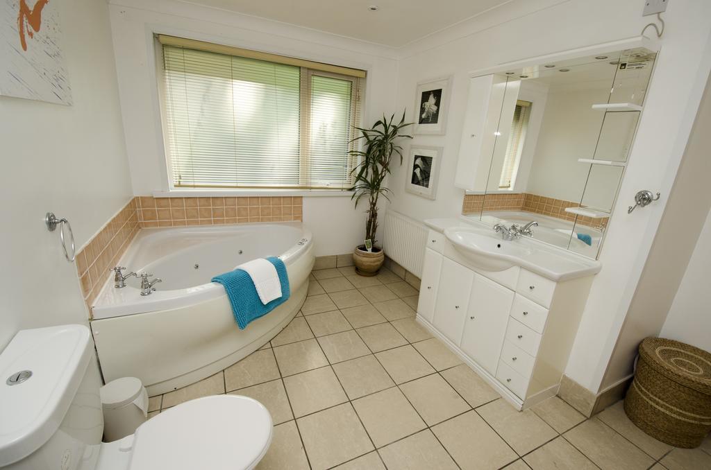 Watermouth Lodges Ілфракомб Номер фото